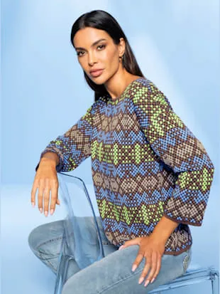 Pull superbe motif tricoté