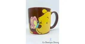 Tasse Winnie l'ourson Disney Store mug marron Winnie the Pooh papillon relief 3D